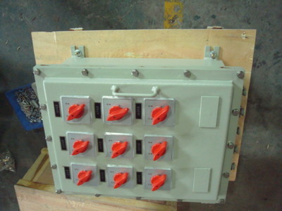 【特價銷售照明配電箱、配電柜、無功補償柜】價格,廠家,圖片,無功補償裝置,瑞安市恒安電氣-