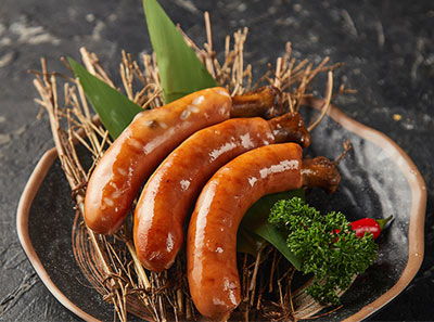 餐飲與住宿服務(wù)業(yè)食品安全操作規(guī)范 構(gòu)筑雙重保障，守護(hù)賓客健康